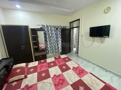 Bedroom Image of 800 Sq.ft 2 BHK Builder Floor for rent in Darshan Purwa Kanpur for Rs. 18000