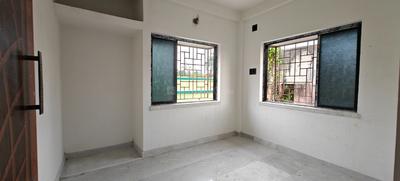 Bedroom Image of 950 Sq.ft 3 BHK Apartment / Flat for sale in Behala Chowrasta Kolkata for Rs. 4000000