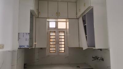 Kitchen Image of 850 Sq.ft 2 BHK Apartment / Flat for sale in Indirapuram Ghaziabad for Rs. 7500000