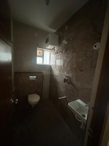 Bathroom Image of 1500 Sq.ft 3 BHK Builder Floor for rent in Basaveshwara Nagar Bengaluru for Rs. 40000