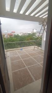 Balcony Image of 1000 Sq.ft 2.5 BHK Builder Floor for rent in Sector 70 Noida for Rs. 30000