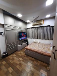 Bedroom Image of 1253 Sq.ft 3 BHK Independent House for sale in Santacruz East Mumbai for Rs. 70000000