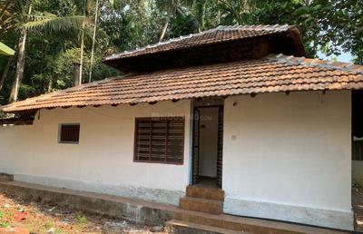 Image of 1100 Sq.ft 2.5 BHK Independent House for rent in Arayidathupalam, Kozhikode for Rs. 16000