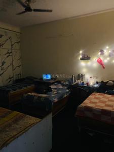 Bedroom Image of Aditi Girls PG in Sector 61, Noida