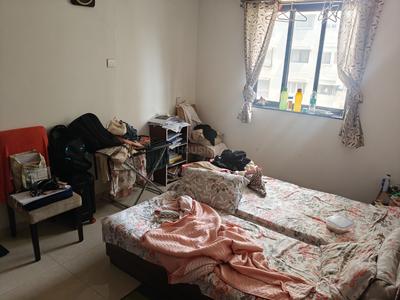 Bedroom Image of 650 Sq.ft 1 BHK Apartment / Flat for rent in Colaba Mumbai for Rs. 110000