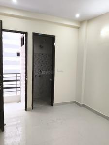 Bedroom Image of 650 Sq.ft 2 BHK Builder Floor for rent in Uttam Nagar New Delhi for Rs. 12080
