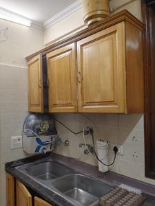 Kitchen Image of 1100 Sq.ft 3 BHK Apartment / Flat for sale in Siddharth Apartment, Paschim Vihar New Delhi for Rs. 13500000