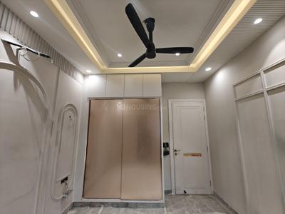 Bedroom Image of 1350 Sq.ft 3 BHK Builder Floor for sale in Kalyan Vihar New Delhi for Rs. 30000000