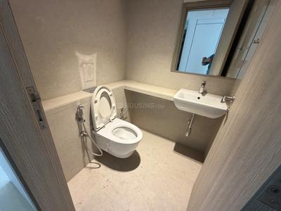 Image of 1500 Sq.ft 3 BHK Apartment / Flat for sale in Rustomjee Paramount, Santacruz West, Mumbai for Rs. 115000000