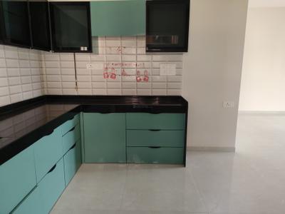 Kitchen Image of 950 Sq.ft 2 BHK Apartment / Flat for rent in Nyati Exuberance, Mohammed Wadi Pune for Rs. 25000