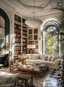 Hall Image of 9000 Sq.ft 4 BHK Builder Floor for sale in Vasant Vihar New Delhi for Rs. 200000000