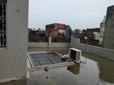 Terrace Image of 10000 Sq.ft 6 BHK Duplex for sale in Shahganj Agra for Rs. 6000000