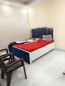 Bedroom Image of 1800 Sq.ft 3 BHK Builder Floor for rent in  Bhumi Greens, Sector 122 Noida for Rs. 35000