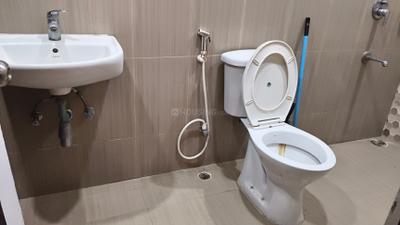 Image of 1370 Sq.ft 3 BHK Apartment / Flat for rent in DTC Southern Heights, Joka, Kolkata for Rs. 27000