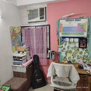 Bedroom Image of 1075 Sq.ft 2.5 BHK Apartment / Flat for sale in Amrapali Zodiac, Sector 120 Noida for Rs. 9500000