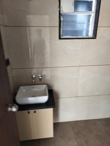 Bathroom Image of 1500 Sq.ft 3 BHK Apartment / Flat for rent in New Alkapuri Vadodara for Rs. 25000