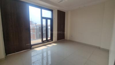 Bedroom Image of 1100 Sq.ft 3 BHK Apartment / Flat for rent in Chhattarpur New Delhi for Rs. 32000