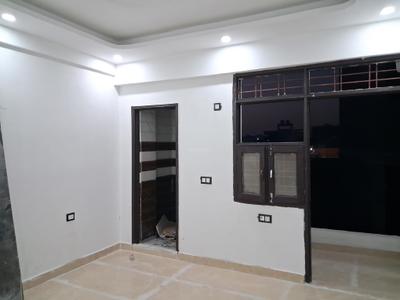 Bedroom Image of 1050 Sq.ft 2 BHK Apartment / Flat for sale in Sector 101 Noida for Rs. 4400000