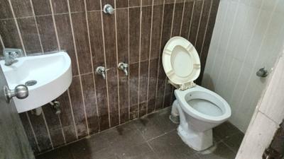 Dev 181 Bathroom Two 3