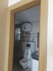 Bathroom Image of 2900 Sq.ft 4 BHK Apartment / Flat for sale in Cosmos Express 99, Sector 99 Gurgaon for Rs. 43000000