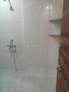 Bathroom Image of 1600 Sq.ft 2 BHK Builder Floor for rent in Palam Vihar Extension Gurgaon for Rs. 22000