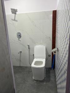 Bathroom Image of 800 Sq.ft 2 BHK Builder Floor for rent in Dooravani Nagar Bengaluru for Rs. 25000