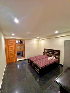 1 RK Independent Builder Floor