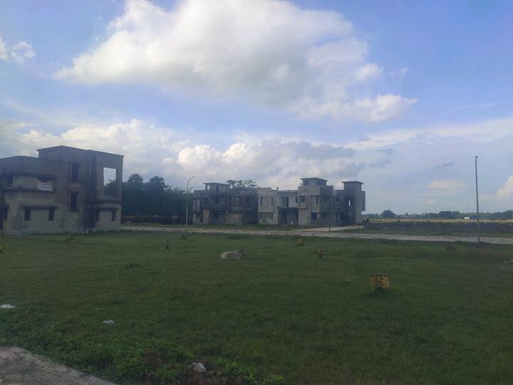 Hatisala, New Town Main Image 1