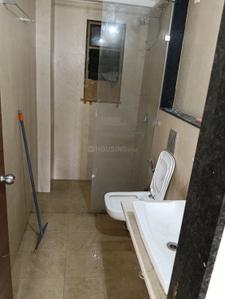 Bathroom Image of 1041 Sq.ft 3 BHK Apartment / Flat for rent in Mirchandani Shalimar Fortleza Phase 1, Hoshangabad Road Bhopal for Rs. 40000