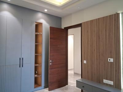 Bedroom Image of 1800 Sq.ft 3 BHK Builder Floor for sale in Paschim Vihar New Delhi for Rs. 35000000