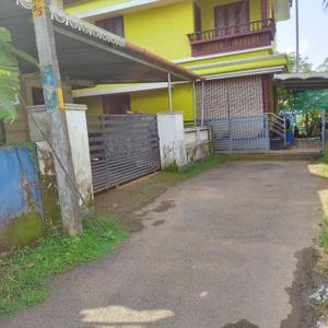 Image of 1650 Sq.ft 4 BHK Independent House for sale in Nellikunnu, Thrissur for Rs. 6500000