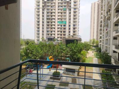 Bedroom One Image of 1650 Sq.ft 3 BHK Apartment / Flat for sale in Godrej Oasis, Sector 88A Gurgaon for Rs. 21900000
