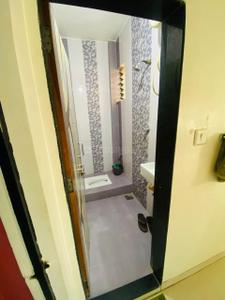 Bathroom Image of 1100 Sq.ft 2 BHK Apartment / Flat for rent in Ghatlodiya Ahmedabad for Rs. 16000