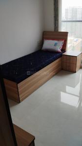 Bedroom Image of 620 Sq.ft 2 BHK Apartment / Flat for rent in Address 51, Bandra East Mumbai for Rs. 105000
