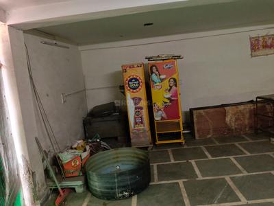 Bathroom Image of 200 Sq.ft 1 BHK Apartment / Flat for rent in Moti Nagar New Delhi for Rs. 25000