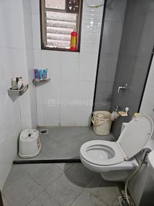 Bathroom Image of 1400 Sq.ft 3 BHK Apartment / Flat for sale in Sanjona Abhilash, Chembur Mumbai for Rs. 35000000