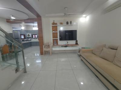 Living Room Image of 1620 Sq.ft 4 BHK Independent House for sale in Vastrapur Ahmedabad for Rs. 31100000