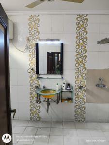 Bathroom Image of 5000 Sq.ft 6 BHK Independent House for sale in Raj Minal Residency, Ayodhya Bypass Bhopal for Rs. 24500000