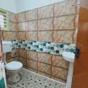 Bathroom Image of 1210 Sq.ft 2 BHK Builder Floor for rent in Kasturi Nagar Bengaluru for Rs. 30000