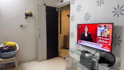 Living Room Image of 1215 Sq.ft 2 BHK Apartment / Flat for rent in Rajhans Platinum Residency, Palanpur Surat for Rs. 20000