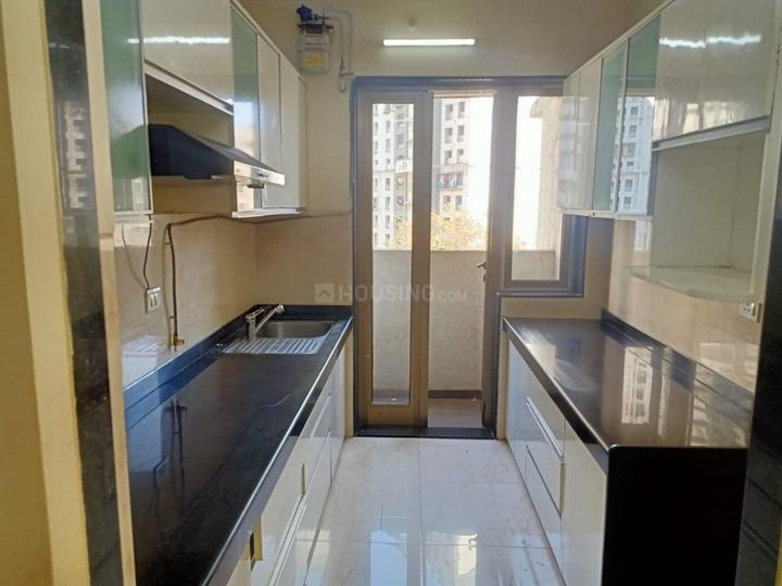 L And T Emerald Isle Main Image 1