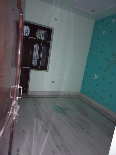 Sikandra Bedroom 1