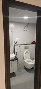 Bathroom Image of 1900 Sq.ft 3 BHK Apartment / Flat for sale in Southern Breeze, Anna Nagar Chennai for Rs. 55000000