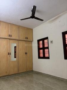 Bedroom Image of 1600 Sq.ft 2 BHK Builder Floor for rent in Saligramam Chennai for Rs. 38000