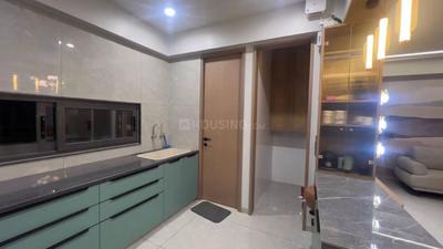 Kitchen Image of 1200 Sq.ft 2 BHK Apartment / Flat for rent in Shaligram Prime, South Bopal Ahmedabad for Rs. 34000