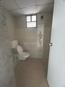 Bathroom Image of 1370 Sq.ft 3 BHK Apartment / Flat for rent in Amay Reside, Adalaj Gandhinagar for Rs. 22000