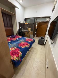 1 RK Independent Builder Floor