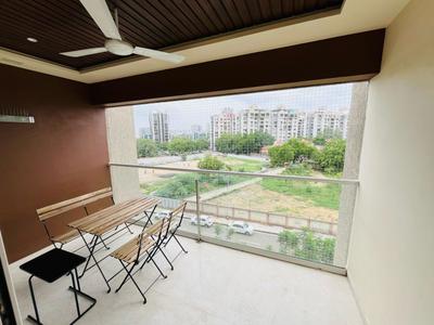 Balcony Image of 3080 Sq.ft 4 BHK Apartment / Flat for sale in Indraprasth Gulmohar, Vastrapur Ahmedabad for Rs. 60000000