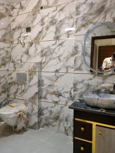 Bedroom Three Image of 1550 Sq.ft 4 BHK Builder Floor for sale in Raju Parak Extension New Delhi for Rs. 14500000