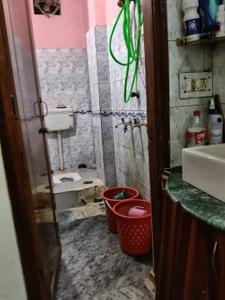 Bathroom Image of 450 Sq.ft 2 BHK Builder Floor for sale in Shastri Nagar New Delhi for Rs. 3450000